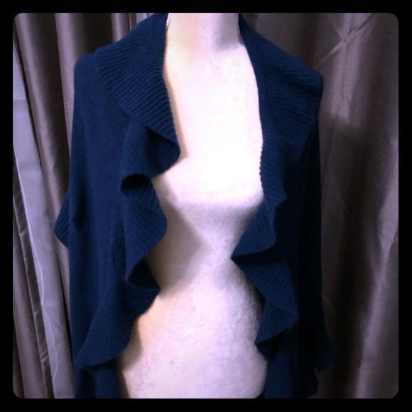 Pretty blue shrug scarf - Picture 1 of 5